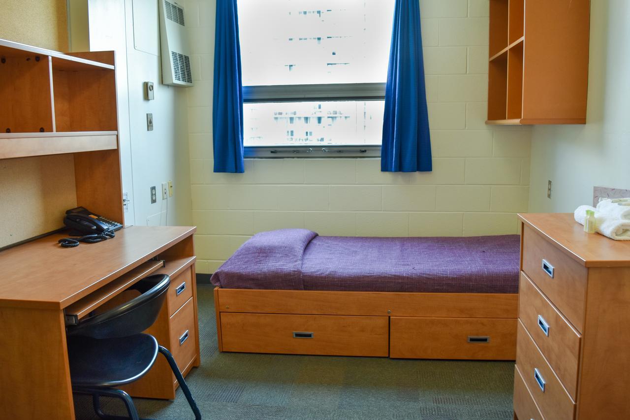 Toronto Metropolitan University- Pitman Hall Residence Luaran gambar
